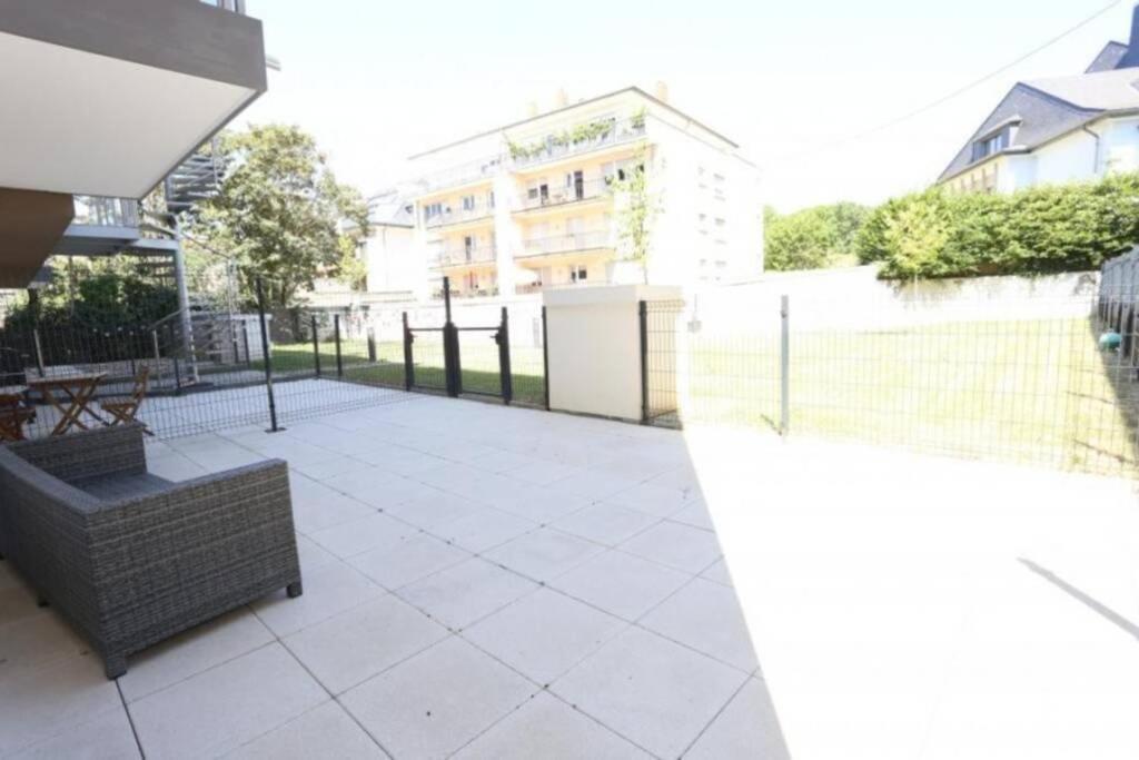 Large Family Retro Flat In City Center- Large Terrace & Garden View, Free Parking Luxemburgo Exterior foto